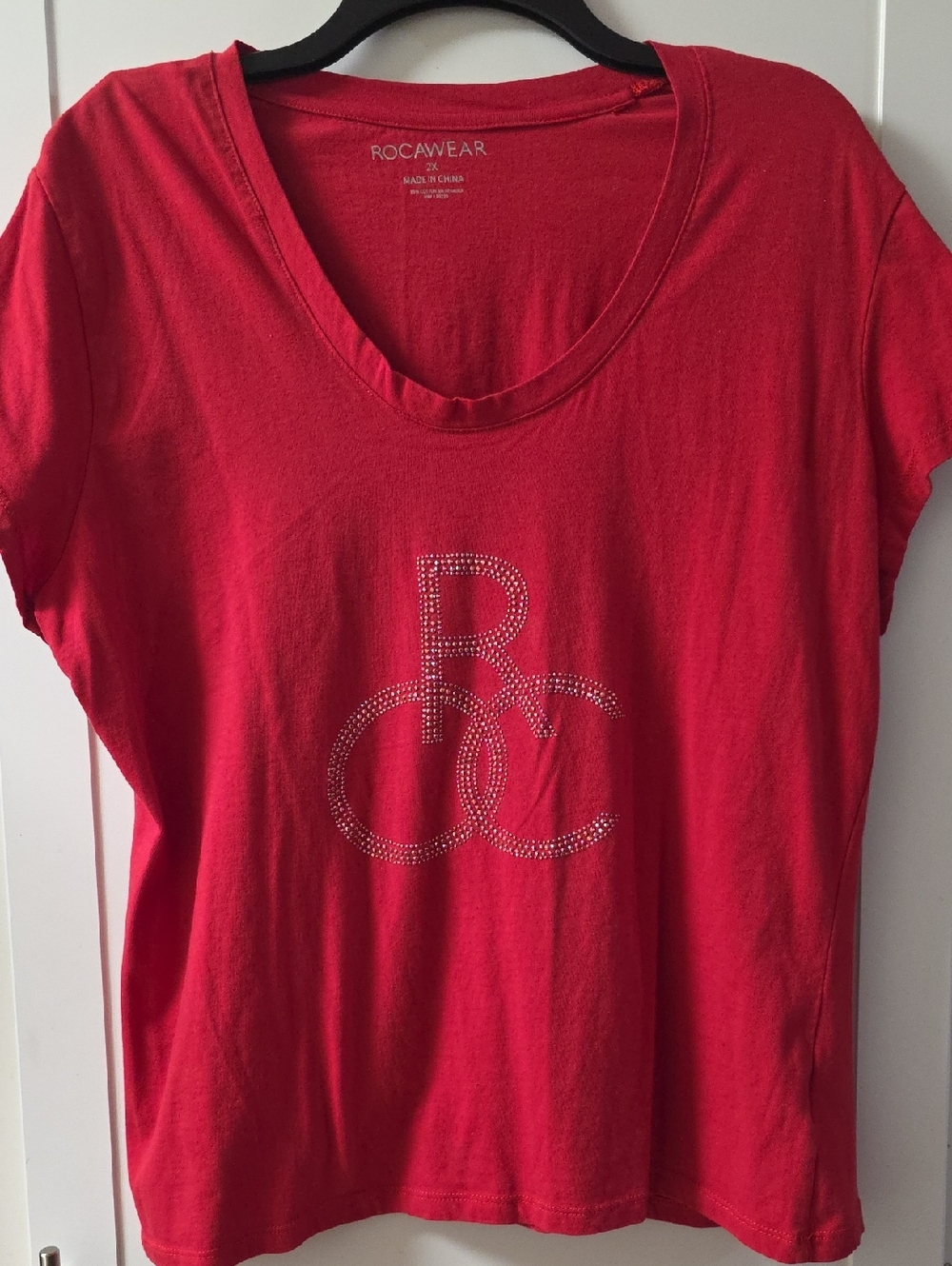 Rocawear Women's Red Short Sleeve Logo Tee with Rhinestone Accent Size 2X
